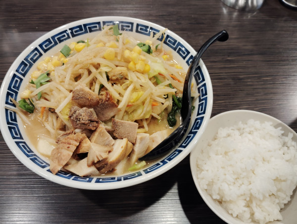 「【12月限定】濃厚味噌󠄀ちゃんぽん麺　1200円」@ど・みそ 町田店の写真