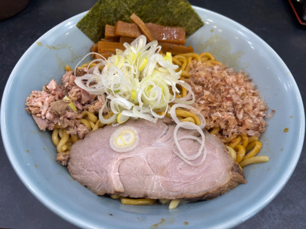 「油そば 大盛り」@兎に角 柏店の写真