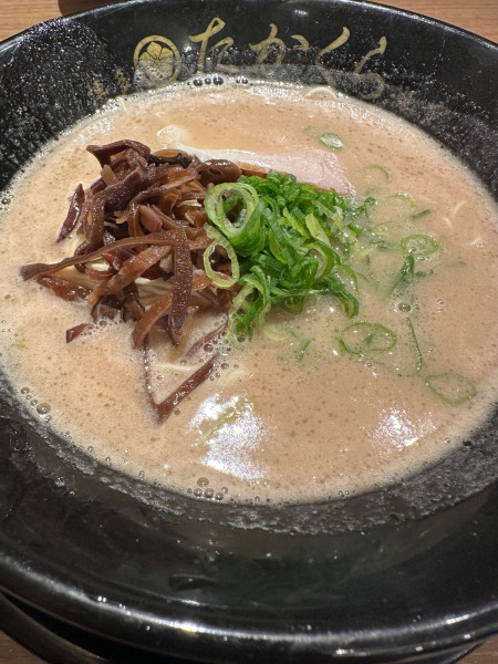 「三番ガマ　850円　バリカタ」@博多豚骨たかくら 武蔵小杉店の写真