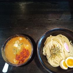 辛味噌つけ麺（味玉付き）