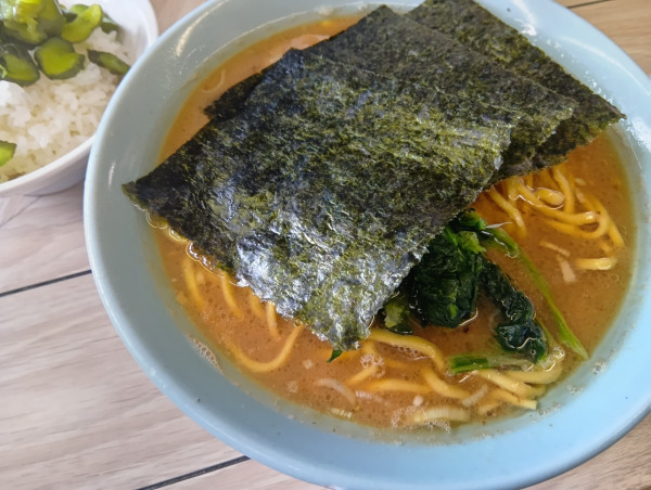 「らーめん大　ライス」@らすた 代々木支店の写真