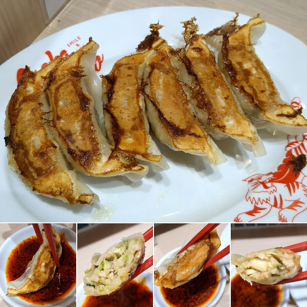 「元祖餃子(6個)　330円」@大阪王将 稲荷町駅前店の写真