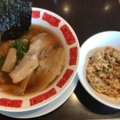 バーミヤン 足立加賀店の画像