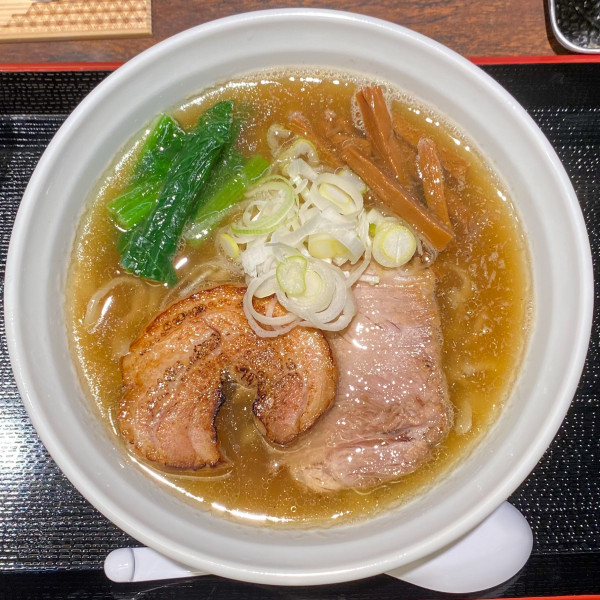 「塩 秋刀魚×貝出汁 手揉み麺 ¥950」@ら〜麺 瑞藤の写真