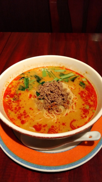 「タンタン麺」@香満楼の写真