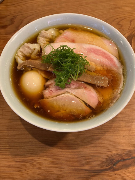 「特製（豚チャーシュー）中華そば　大盛り」@中華そば しば田の写真