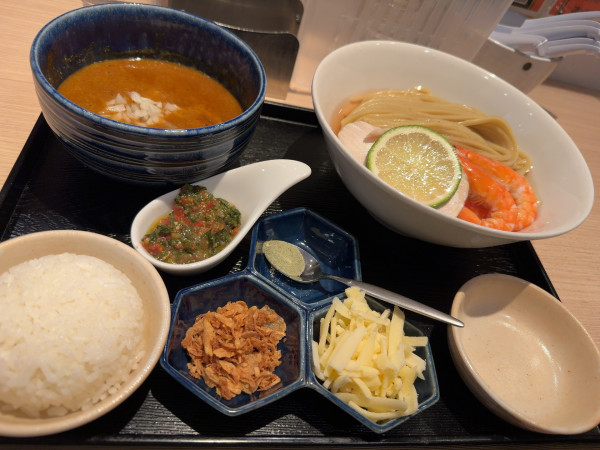「オマール海老のビスクつけ麺（中盛）」@麺屋 一燈の写真