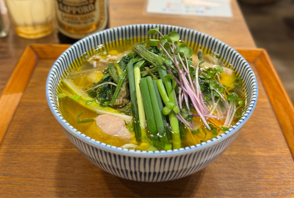 「【新作】せりかしわ中華そば（塩）¥1770」@キッチンきらくの写真