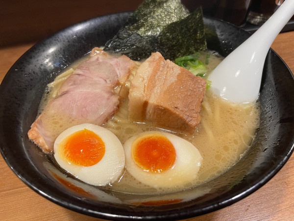 「徳丸」@らーめん金伝丸 渋谷本店の写真