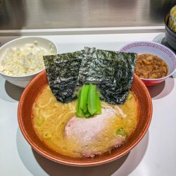 ラーメン+ライス+味付き背脂