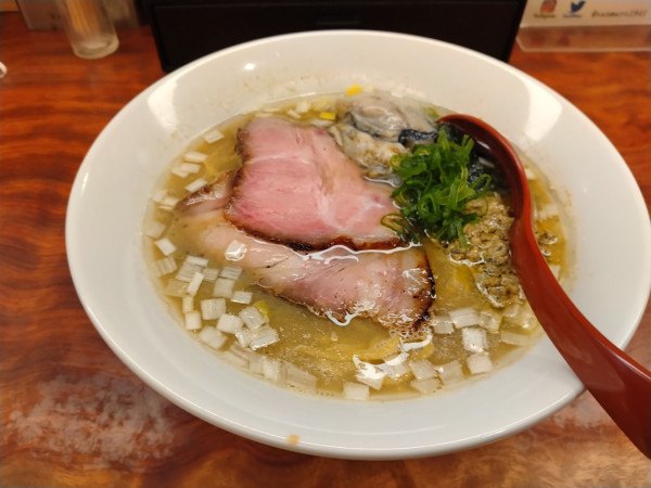 「牡蠣そば（味噌）¥1400+牡蠣のコンフィ¥200-」@三馬路 東京店の写真