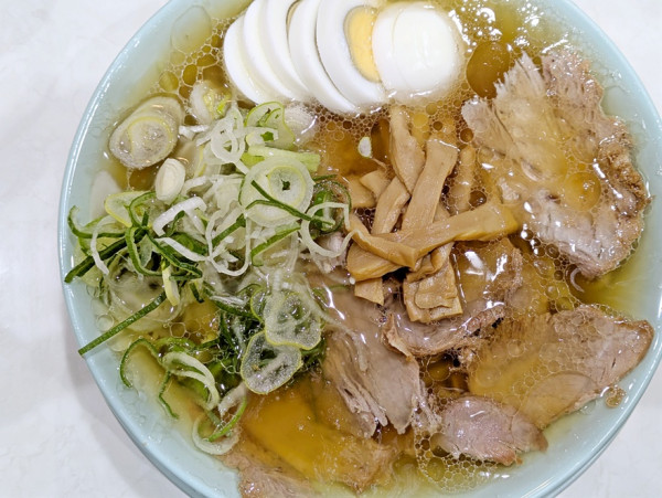 「中華そば＋玉子スライス」@渋谷かっちゃんラーメンの写真