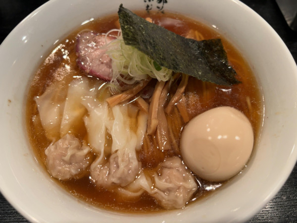 「ハーフワンタン麺1,000円＋味玉トッピング120円」@支那ソバ 小むろの写真