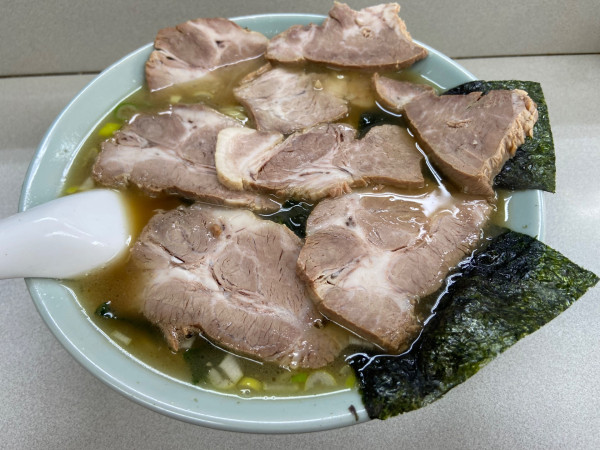 「チャーシューメン＋中盛」@ラーメンショップ大和 港南店の写真