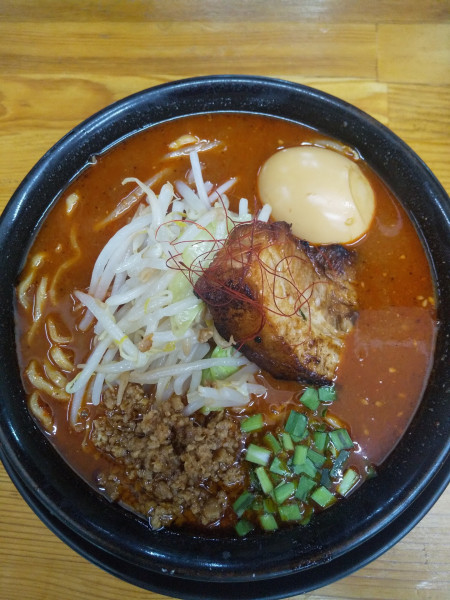 「しびれ辛みそ（味玉付き）」@ラーメン・つけ麺 爆王の写真