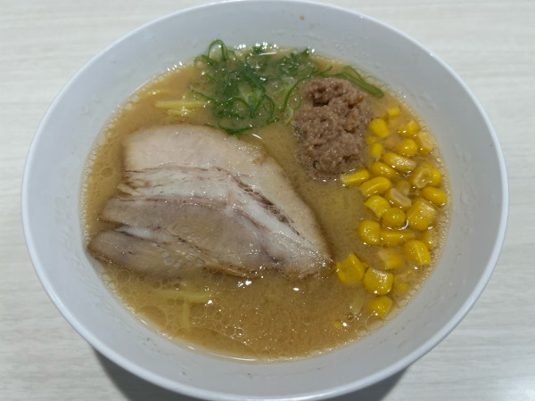 「【限定】味噌ラーメン(札幌ラーメンもぐら監修)」@魚べい 川口領家店の写真