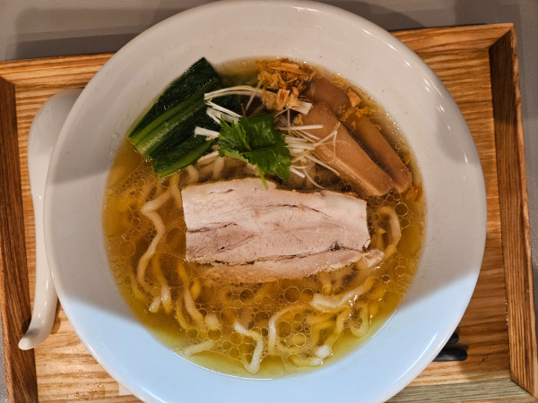 「白醤油らーめん」@あはれの写真