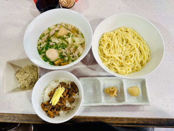 「【限定】肉吸い風温つけ麺【1800円】」@ラーメン星印の写真