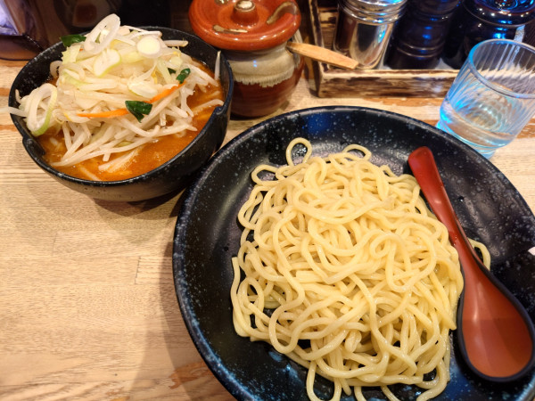 「辛野菜つけ麺(麺少なめ、1200円)」@つけ麺道 たけしの写真