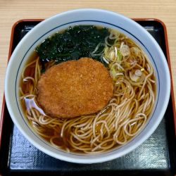 コロッケそば大盛（700）