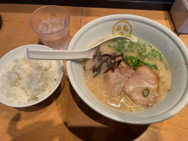 「豚骨」@TOKYO豚骨BASE MADE by 博多一風堂 ペリエ海浜幕張店の写真