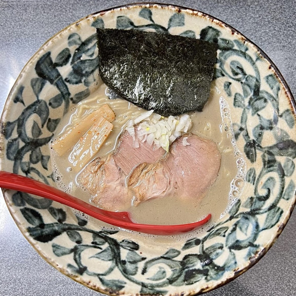 「超煮干しそば」@洛二神の写真