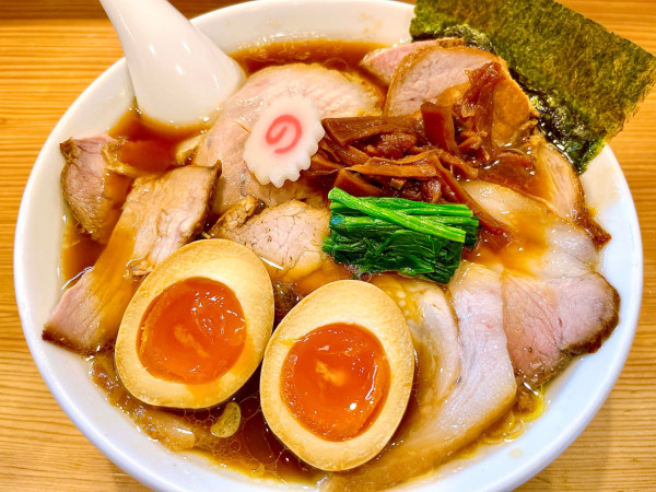 「チャーシューメン（1500円）、味玉（120円）」@オランダ軒の写真