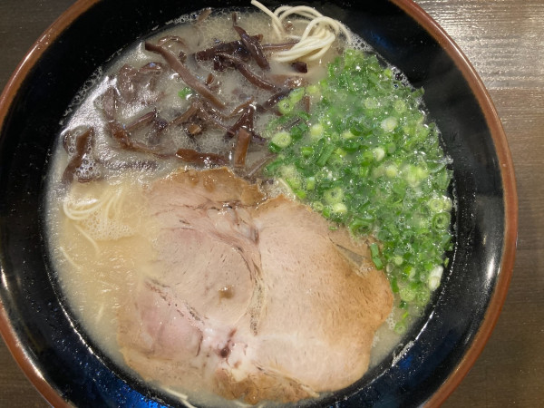 「博多ラーメン」@博多らーめん 麺屋 小鉄 日立店の写真