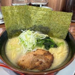 豚骨ラーメン・塩・大盛