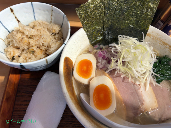 「特製塩らぁ麺(1080円)、貝めし(並)250円」@貝出汁らぁ麺 みぎわの写真