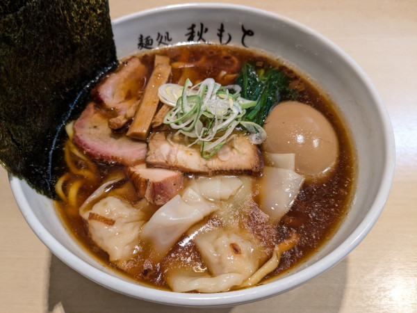 「特製醤油らーめん」@麺処 秋もとの写真