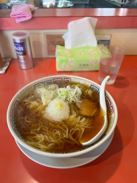 「朝ラー　大盛り　ワンタン」@義けんラーメンの写真
