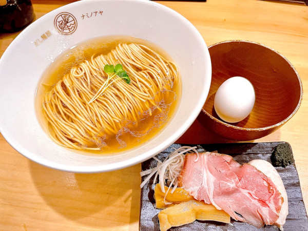 「だし麺　塩（800円）、生卵（CP）」@だし麺屋ナミノアヤ 水戸店の写真