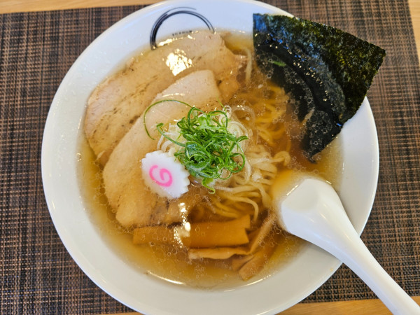 「らーめん(醤油)」@麺処 りょうやの写真