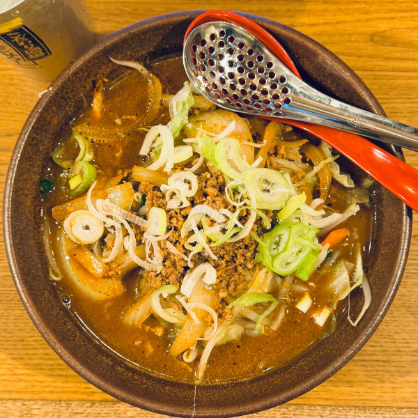 「野菜味噌ラーメン　誕生日餃子無料　レモンサワー」@札幌味噌ラーメンアウラ 川崎銀柳街店の写真