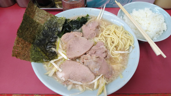 「ネギチャーシューメン大盛り ＋ ライス」@ラーメンショップ 牛久結束店の写真