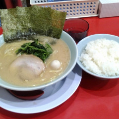 横浜家系ラーメン 清六家 石岡店の画像