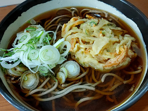 「天ぷらそば(440円)」@イイダヤ軒 松本駅前店の写真