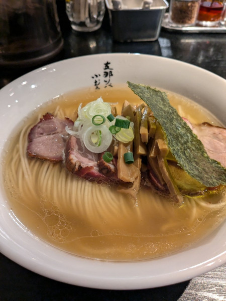 「チャーシューメン（塩） 1200円」@支那ソバ 小むろの写真