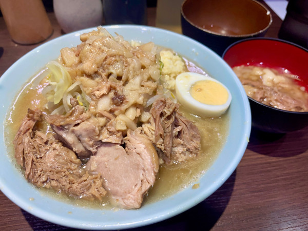 「ラーメン  少なめ(中)」@ラーメン富士丸  西早稲田店の写真