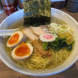 徳•塩そば980円