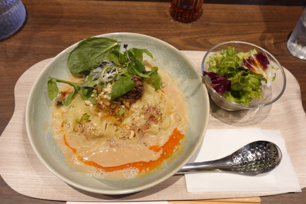 「花車 汁無し担々麺¥1000」@担々麺&麻婆豆腐 FARO 小牧弥生町店の写真