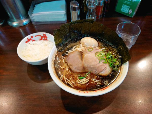「らーめん」@なんつッ亭 参 川崎店の写真