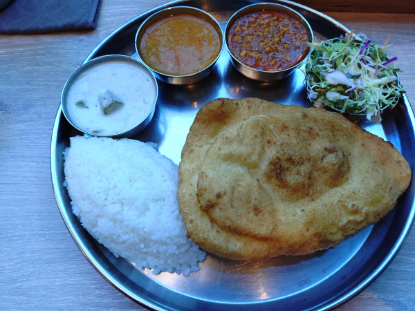 「（平日ランチ）本日のカレーランチ　１２００円　※」@ダクシン 大手町店の写真