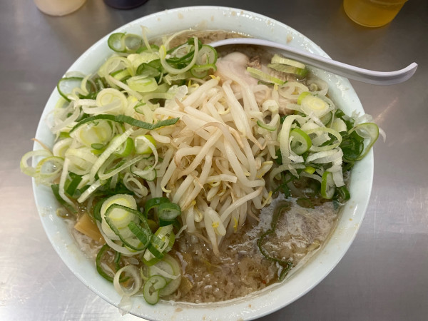 「モヤシラーメン　1150円」@ホープ軒 千駄ヶ谷本店の写真