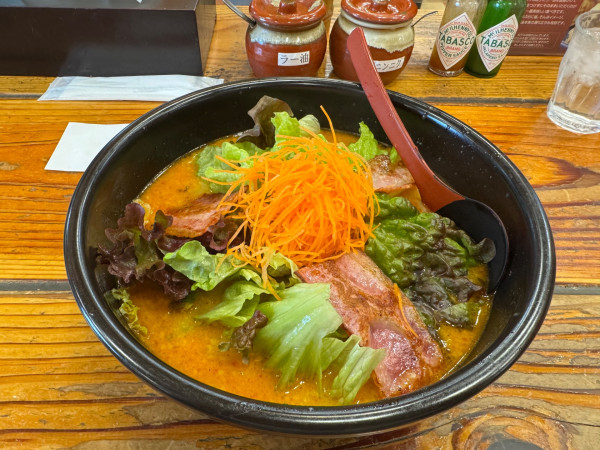 「ベーコンスパイシー」@麺's 各務原本店の写真