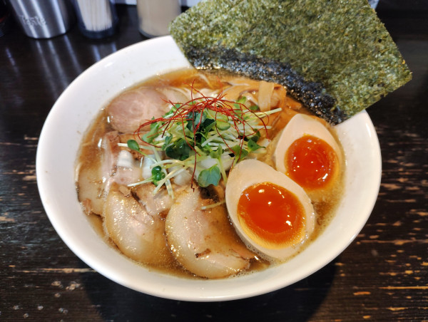 「特製煮干らーめん　１０３０円」@麺や 笑 ～Sho～の写真