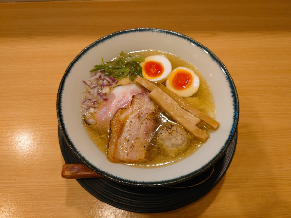 「特製塩らぁ麺」@横浜淡麗らぁ麺 川上の写真