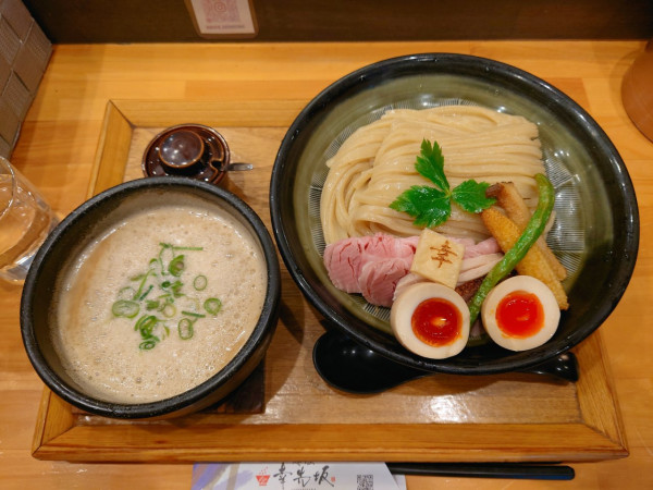 「魚介つけ麺 特製盛り」@麺家 幸先坂の写真