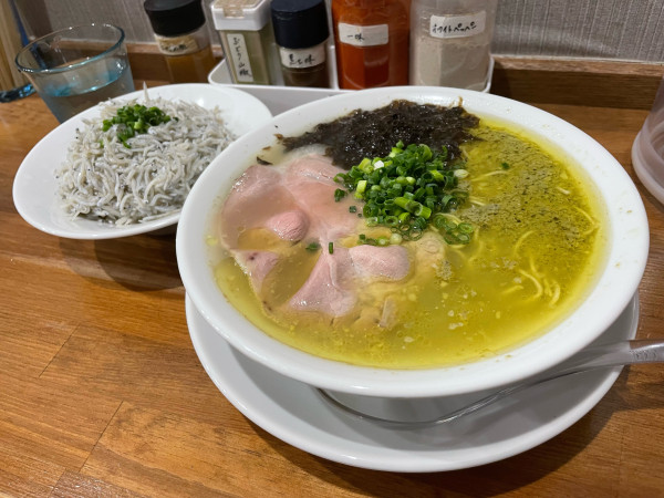 「牡蠣塩ラーメン + しらす丼」@無冠 阿佐ヶ谷の写真